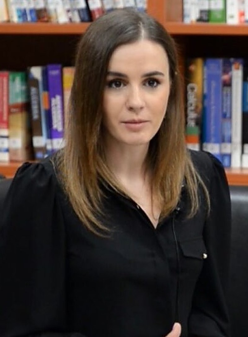 Dr. Erjona Deshati